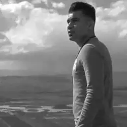 فرهاد جهانگیری من بازنده قمار روزگارم پرانم هرکسی بی و کنارم