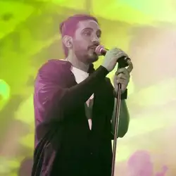 کسری زاهدی یکی میاد