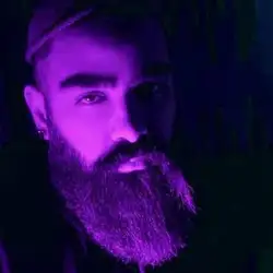 علی میر تو دلت یه دریاست که همرنگ چشماته