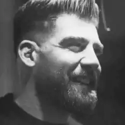 محمد محرمی دوباره با خاطره هات عکسات در افتادم