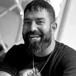 دانلود آهنگ پیمان آدیداس بزنید پیک پشت پیک پیمان آدیداس بزنید پیک پشت پیک