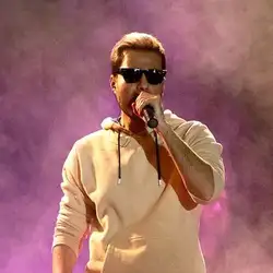 مهدی احمدوند زنگ بزنی