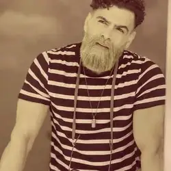 معین زد من خواب ندارم بخدا بس که شبا بیدارم