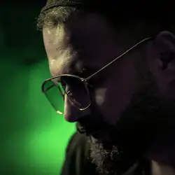 رضا شیری نگو نه